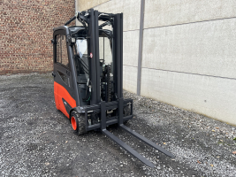 Linde E16-02 EVO (26) heftruck elektrisch - triple - cabine