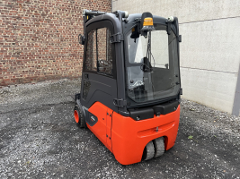 Linde E16-02 EVO (26) heftruck elektrisch - triple - cabine