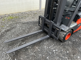 Linde E16-02 EVO (26) heftruck elektrisch - triple - cabine