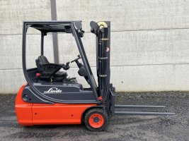 Linde E16C-02 heftruck 1.600 kg - triple (37)