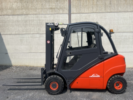 Linde H25D (61) heftruck diesel 2.500 kg triple