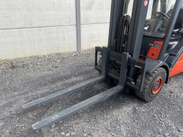 Linde H35T (252) heftruck LPG 3,5 ton - TRIPLE